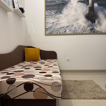 Apartment Larus Vir Exterior photo